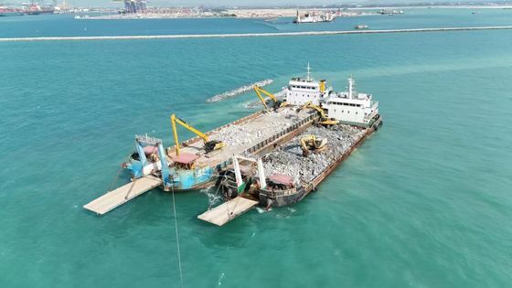 掘削機 ブーム 建設 広範囲 掘り 砂