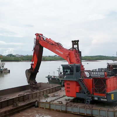 掘削機ロングアーム：長距離到達と優れた耐久性を実現