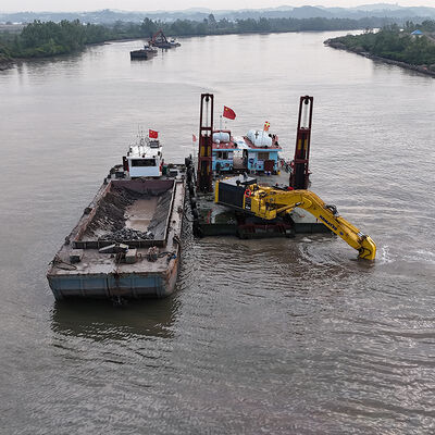 エクステンデッド・エキスカベーター・ロングアーム